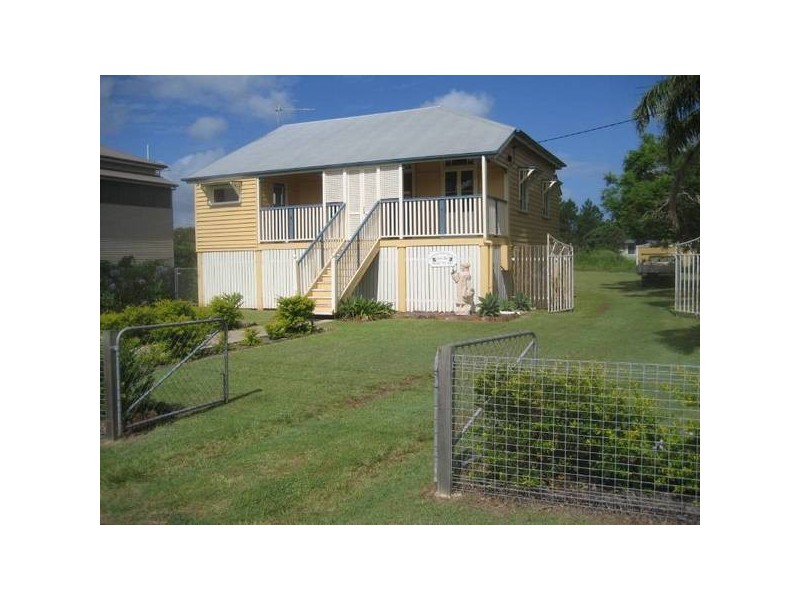 102 High Street, Russell Island QLD 4184