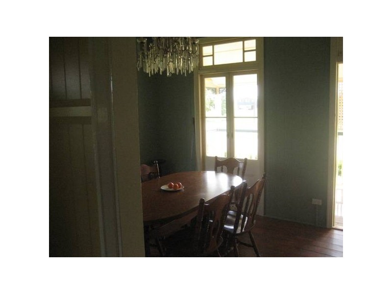 102 High Street, Russell Island QLD 4184