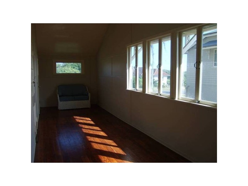 102 High Street, Russell Island QLD 4184