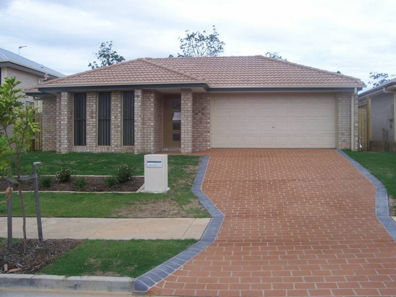 19 Moonie Drive, Coomera QLD 4209