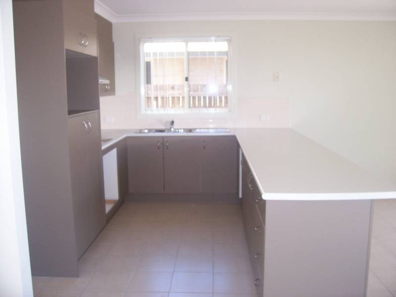 8 Moorhen Street, Coomera QLD 4209