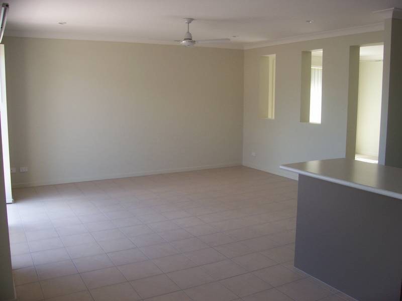 8 Moorhen Street, Coomera QLD 4209