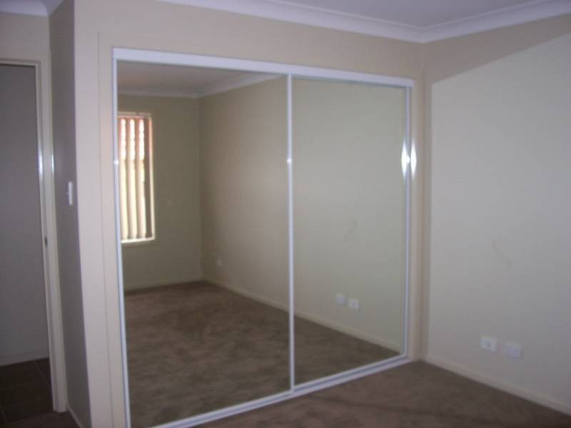 4 Heron Close, Coomera QLD 4209