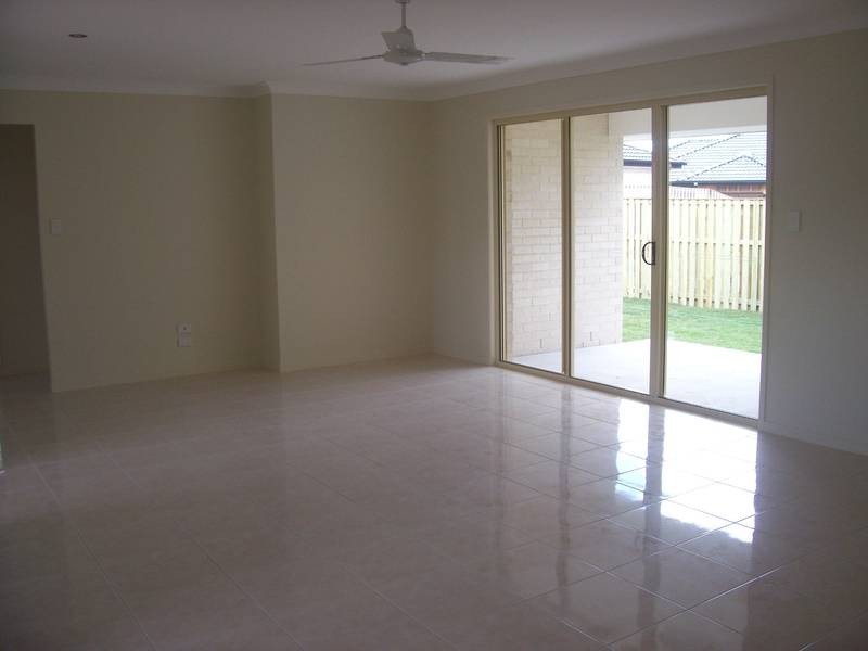 34 Kingsford Drive, Upper Coomera QLD 4209