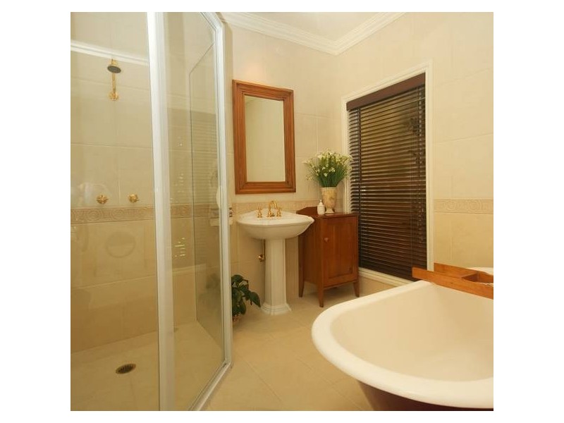 77 Ruffles Rd, Willowvale QLD 4370