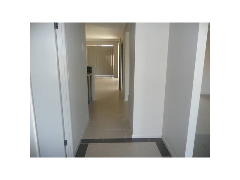 56 Summerlea Crescent, Ormeau QLD 4208