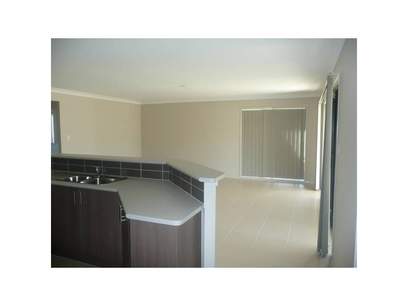 56 Summerlea Crescent, Ormeau QLD 4208