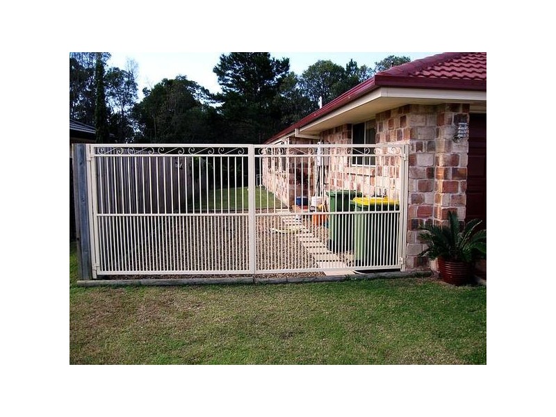 13 Old Kent Road, Upper Coomera QLD 4209