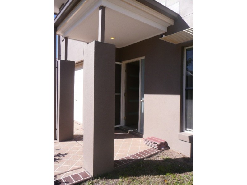 9 Leichhardt Street, Coomera QLD 4209