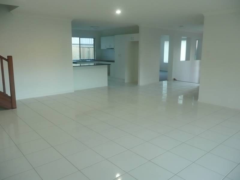 24 Mungana Drive, Upper Coomera QLD 4209