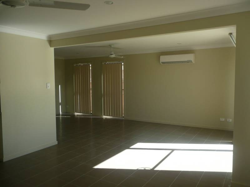 14 Trillers Avenue, Coomera QLD 4209