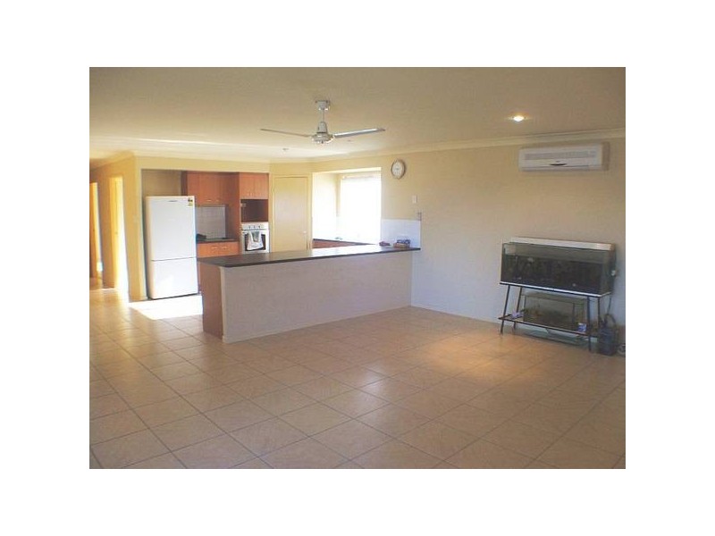 3 Carolyn St, Upper Coomera QLD 4209