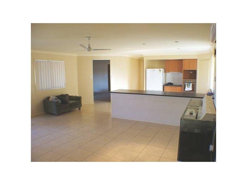 3 Carolyn St, Upper Coomera QLD 4209