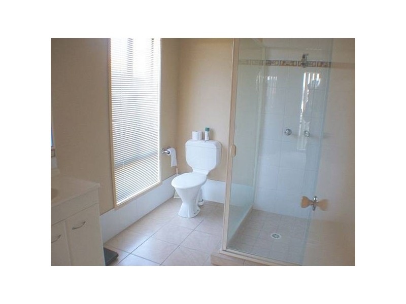 3 Carolyn St, Upper Coomera QLD 4209