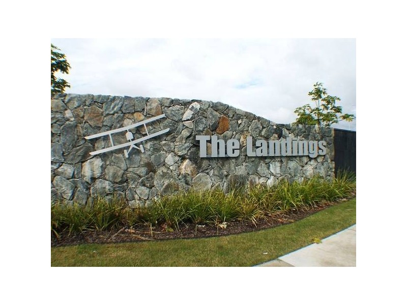 8 Runway Dr, Upper Coomera QLD 4209