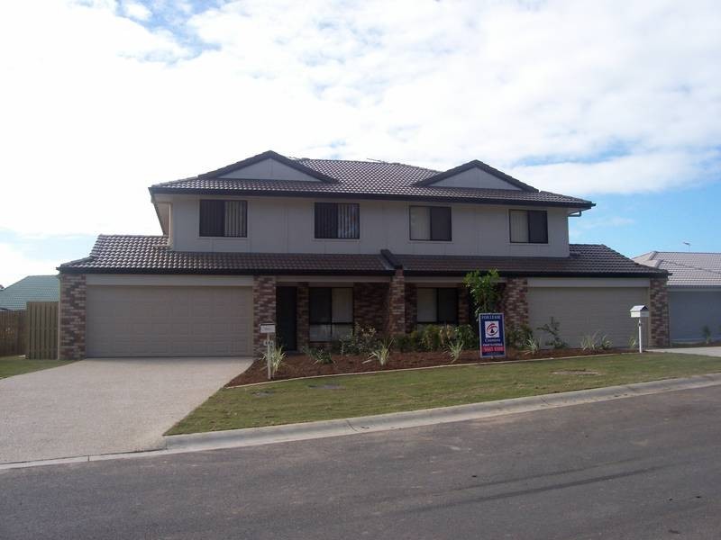 2/44 Deepak Drive, Pimpama QLD 4209