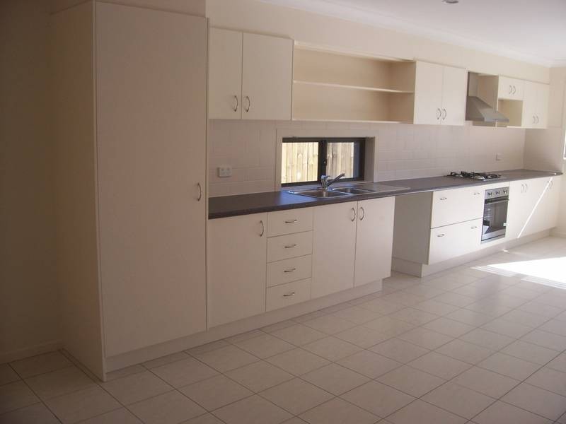 2/29 Seagreen Drive, Coomera QLD 4209