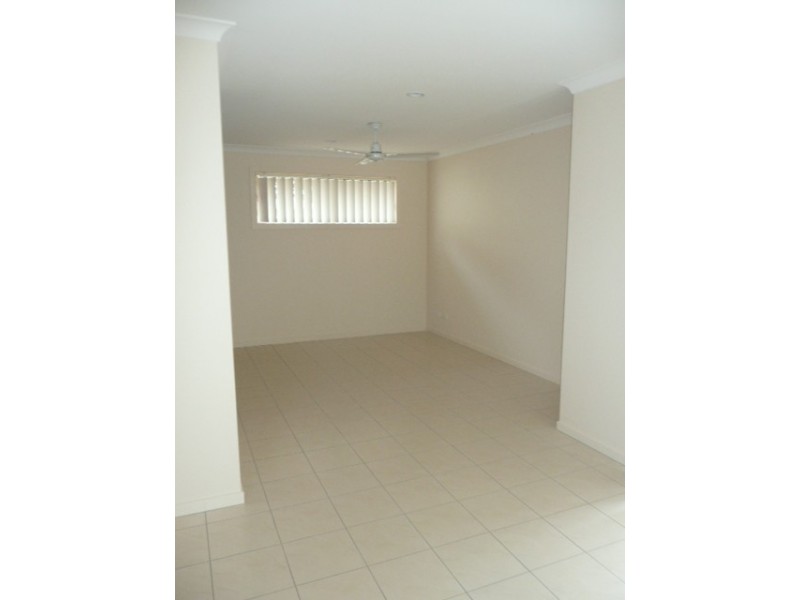 6 Moonie Drive, Coomera QLD 4209
