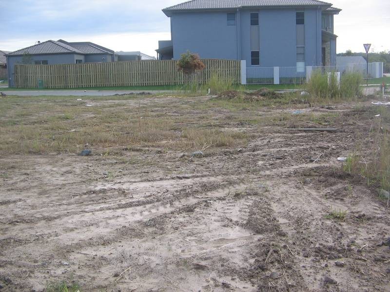 325 Wings rd, Upper Coomera QLD 4209