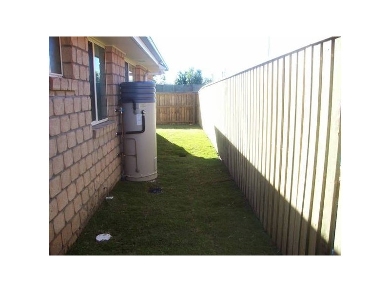24 Runway Drive, Upper Coomera QLD 4209
