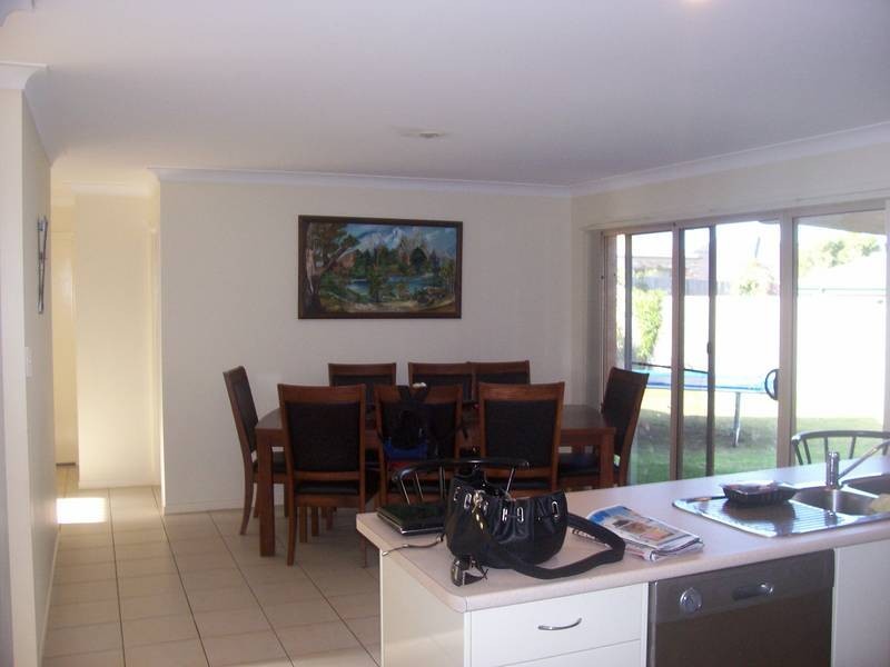 21 Sandhurst Crescent, Upper Coomera QLD 4209