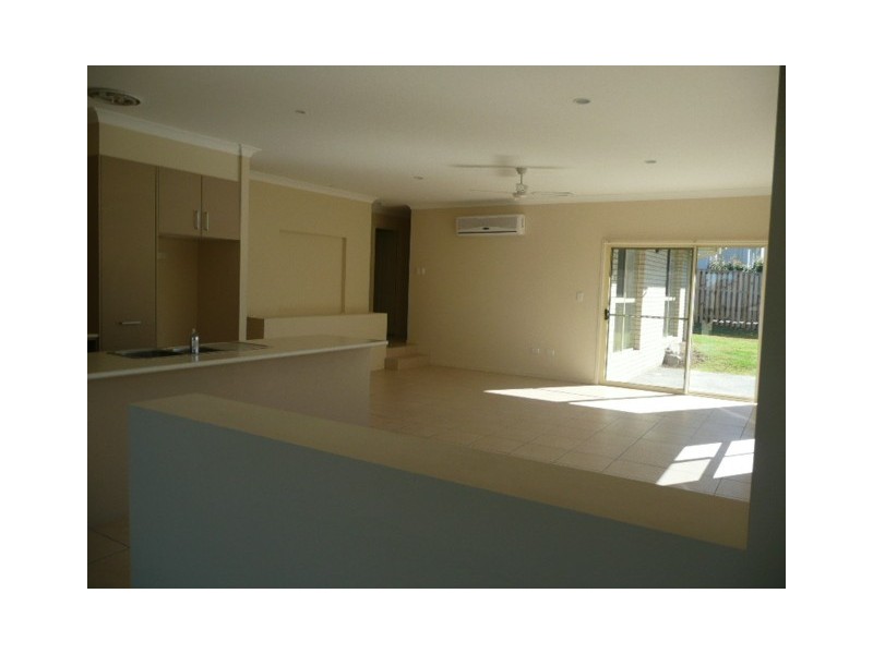 6 Bennett Way, Upper Coomera QLD 4209