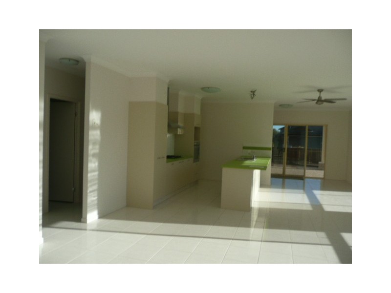 11 Runway Drive, Upper Coomera QLD 4209