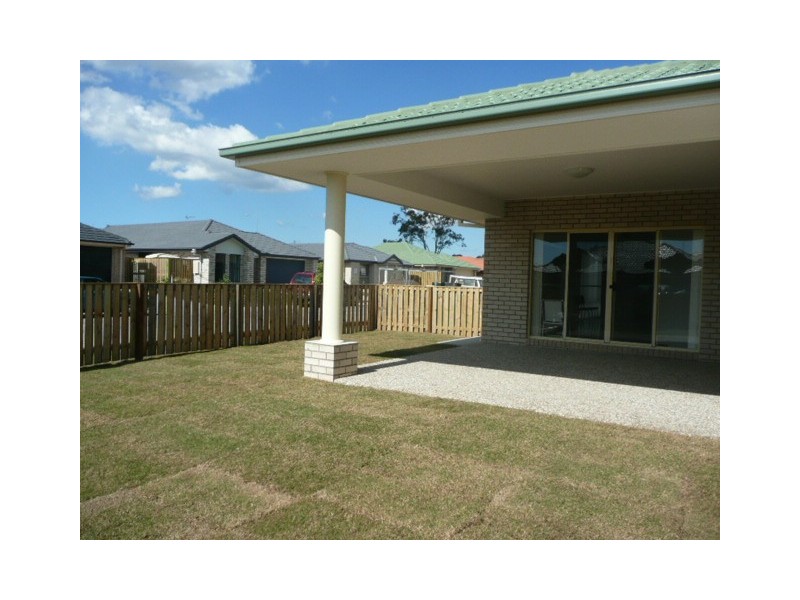 11 Runway Drive, Upper Coomera QLD 4209