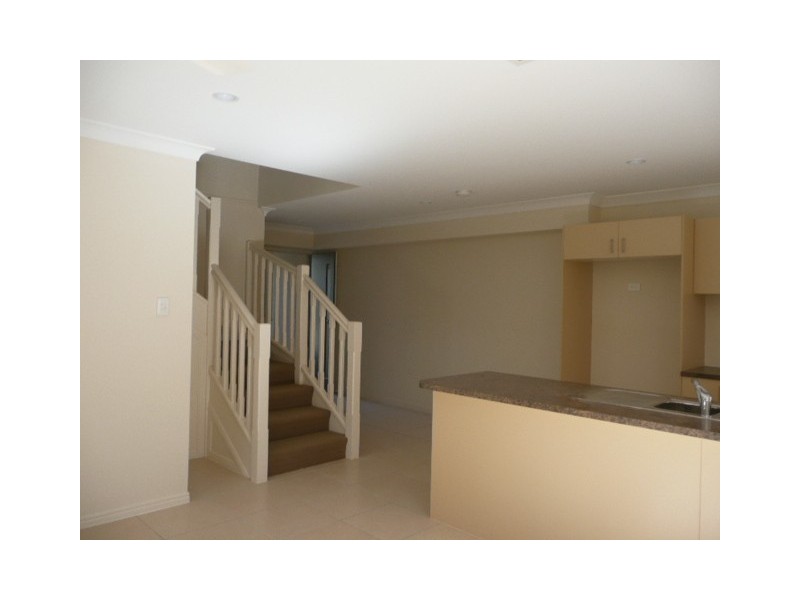 B/26 Lauren Grove, Upper Coomera QLD 4209