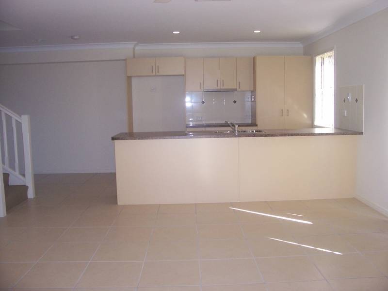 B/26 Lauren Grove, Upper Coomera QLD 4209