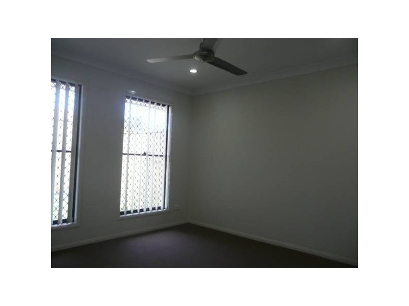 1/16 Ambition Street, Ormeau QLD 4208