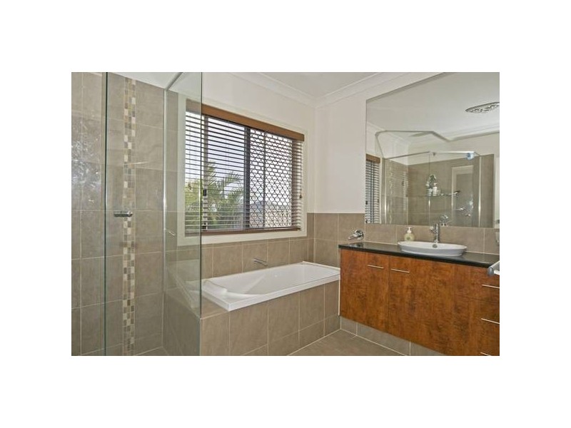 4 Emperor Grove, Upper Coomera QLD 4209