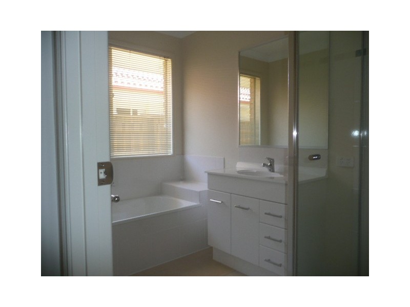 5 Cessna Street, Upper Coomera QLD 4209