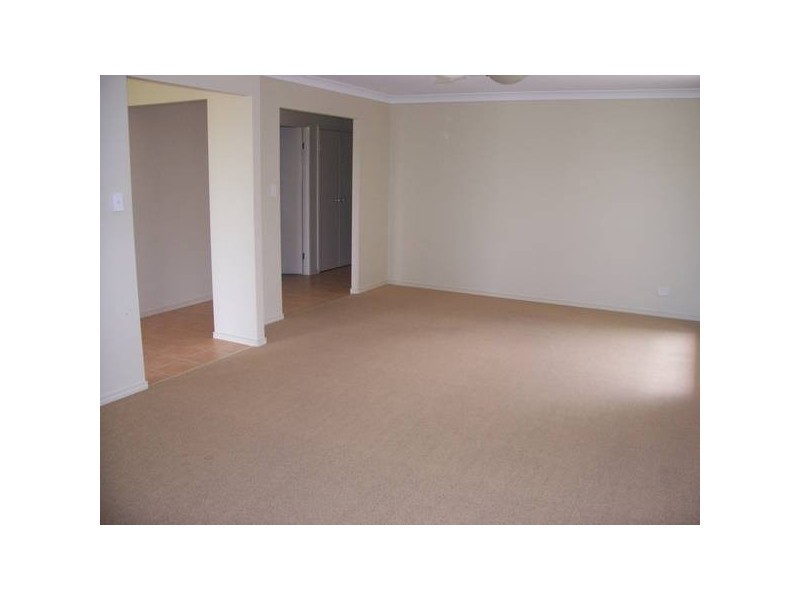 26 Lauradale cres, Ormeau QLD 4208