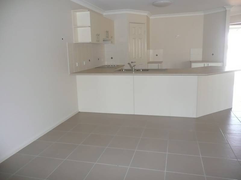 11 Kingair Road, Upper Coomera QLD 4209