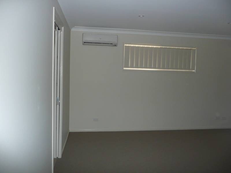 11 Kingair Road, Upper Coomera QLD 4209