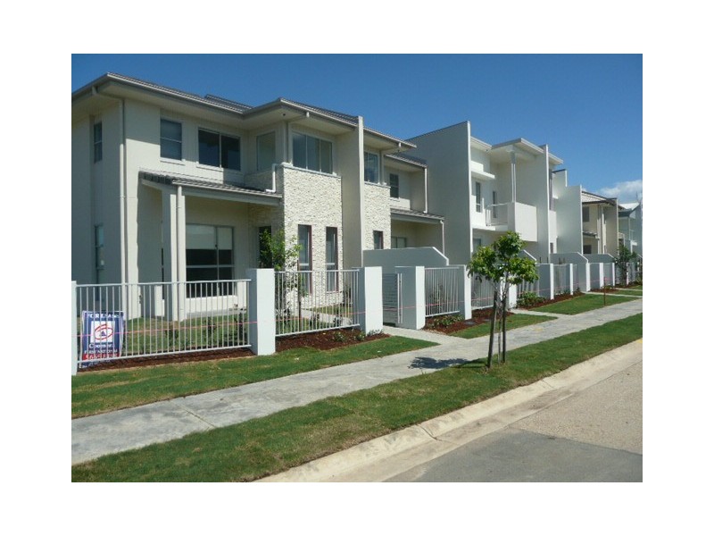 13/ Biggles Lane, Upper Coomera QLD 4209