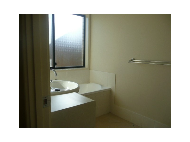 4 Ava Court, Upper Coomera QLD 4209