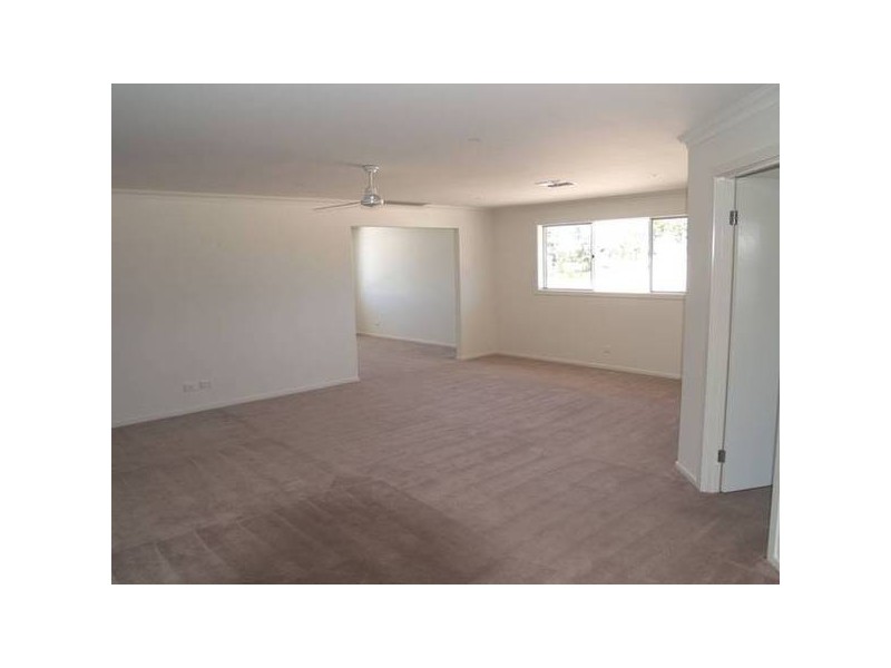 10 Nandina Street, Coomera QLD 4209