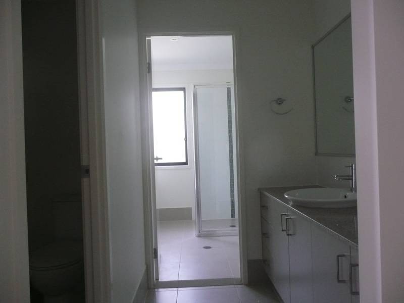 22 Silvergull Street, Coomera QLD 4209