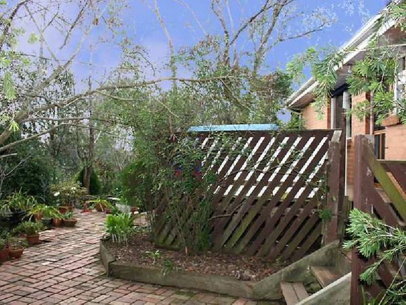 14 Park West Road, Eltham VIC 3095