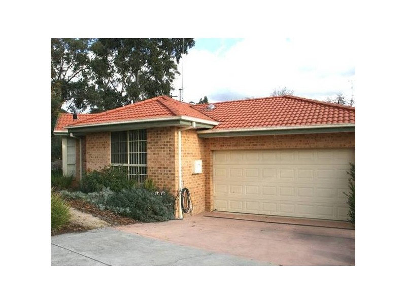 Main Road, Eltham VIC 3095