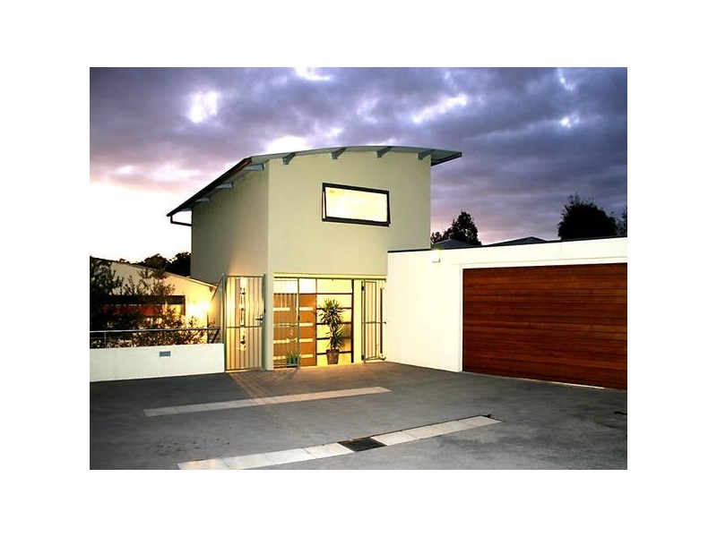 Elmwood Rise, Eltham VIC 3095