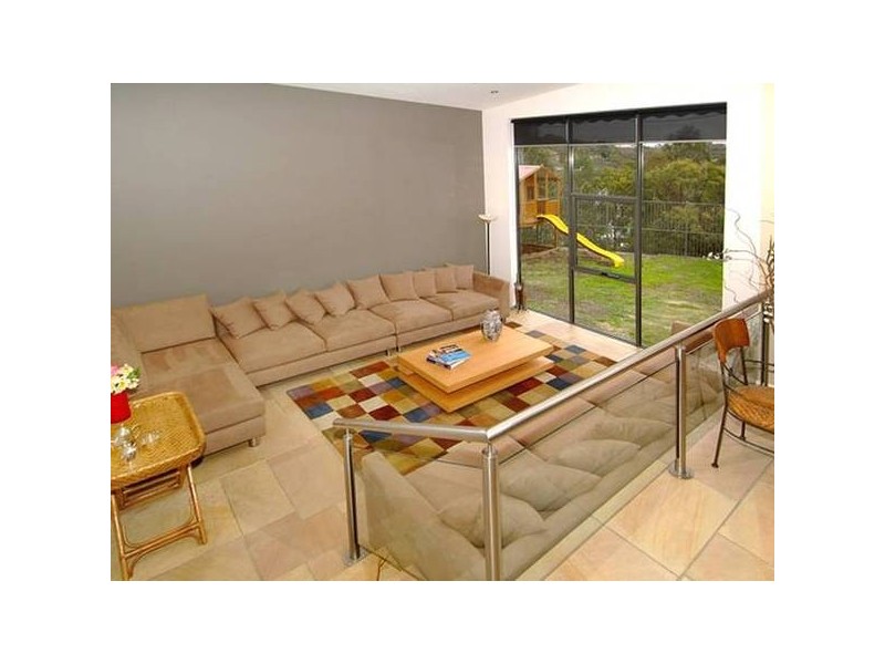 Elmwood Rise, Eltham VIC 3095