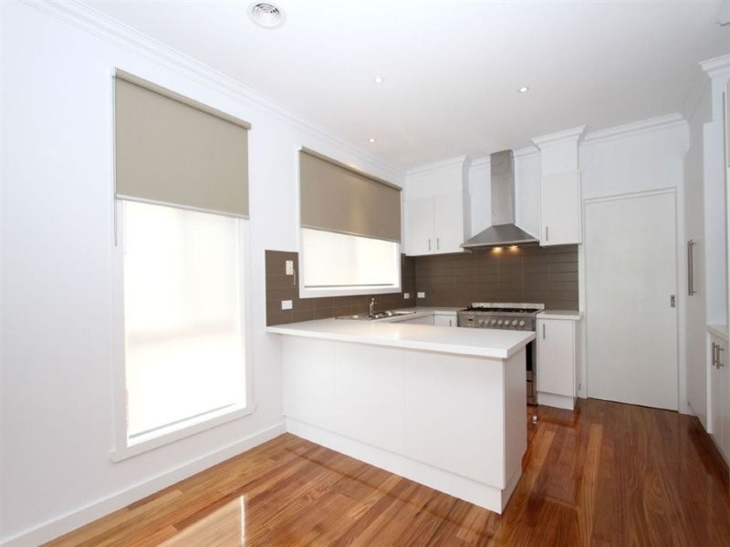 4/63 Mountain View Road, Montmorency VIC 3094