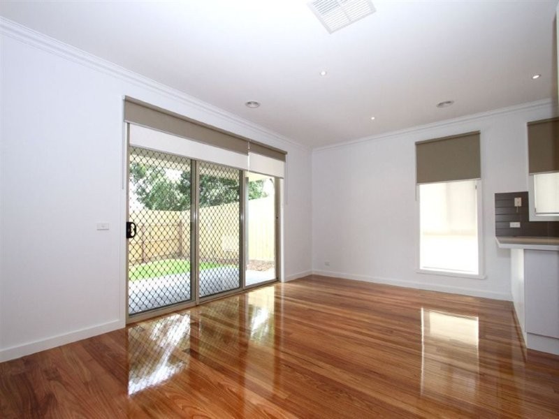 4/63 Mountain View Road, Montmorency VIC 3094