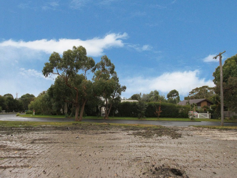 38 Freda Street, Inverloch VIC 3996