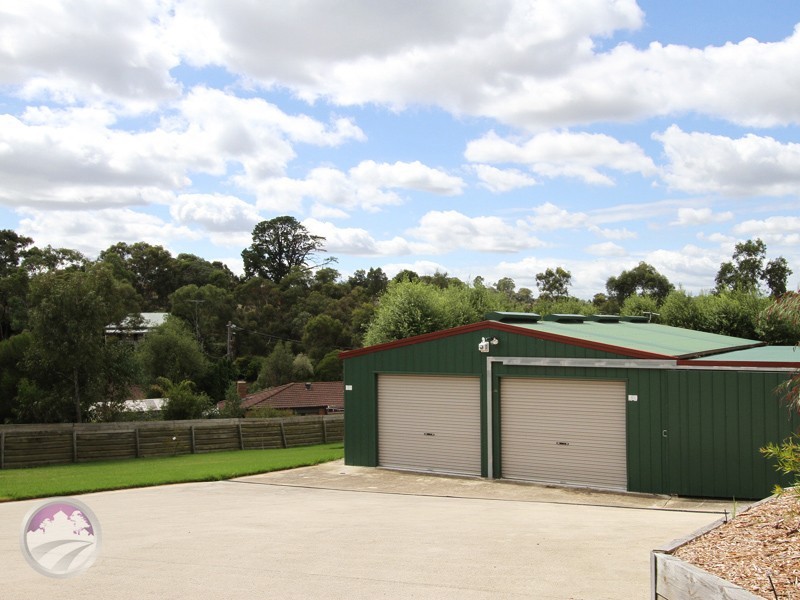 3 Orsova Close, Eltham North VIC 3095