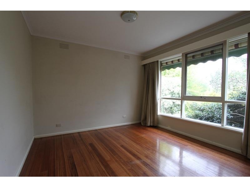 14 Russell Street, Greensborough VIC 3088