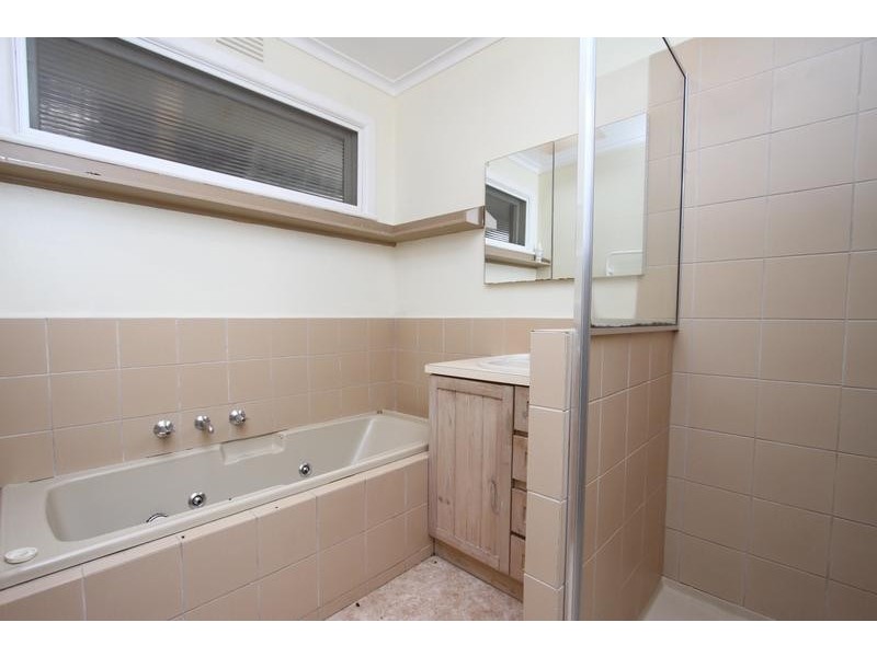 14 Russell Street, Greensborough VIC 3088